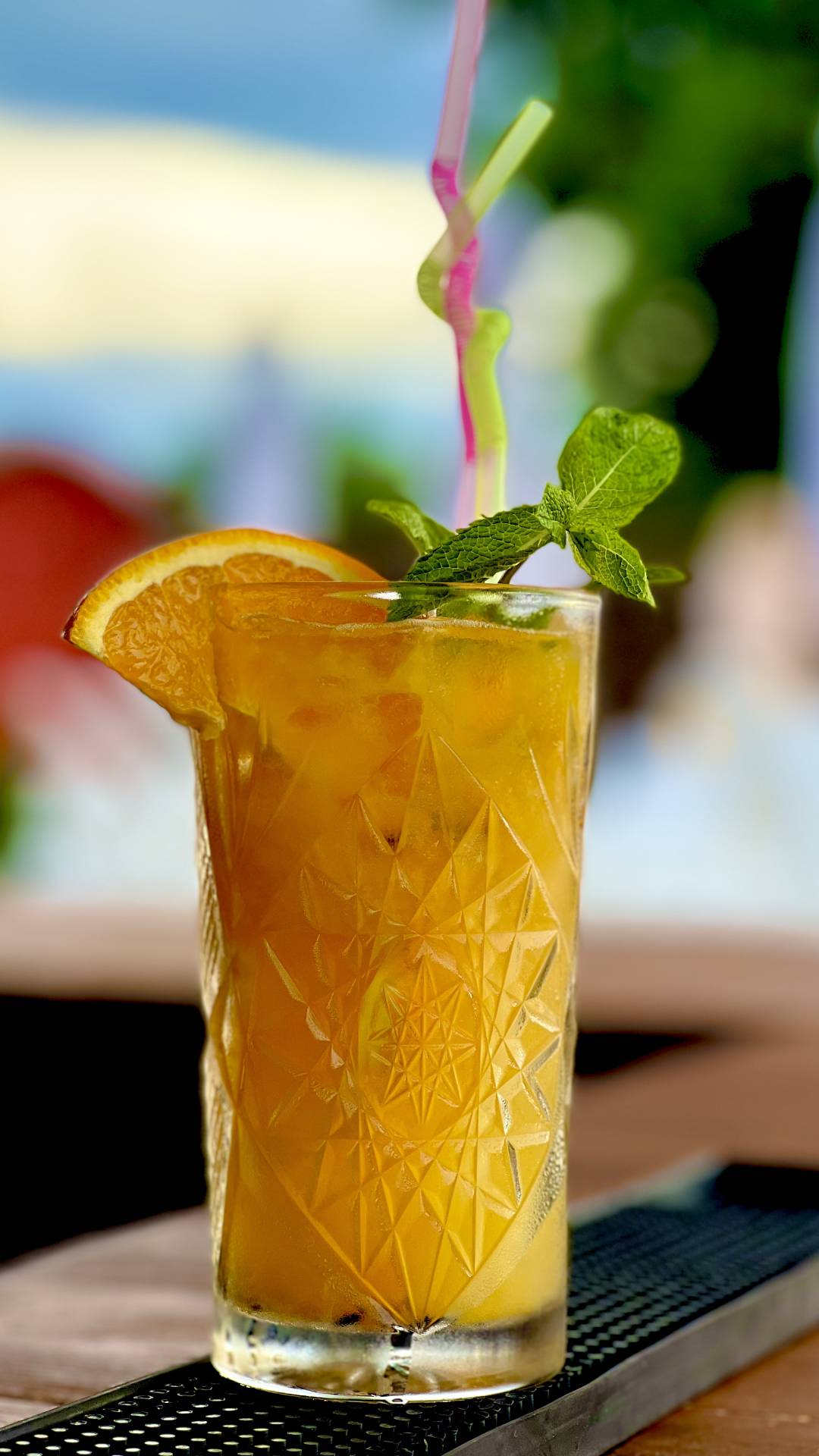 Коктейль Манго-маракуя